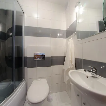 Apartment Tanie Noclegi *